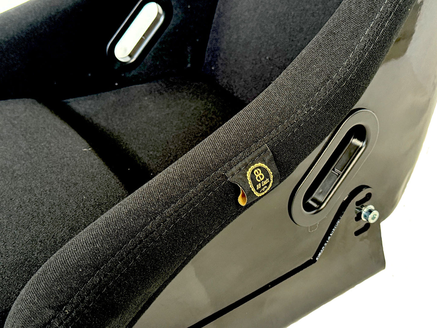 BB5 EXTRA Large Lightweight Fibreglass Fixed Bucket Seat + Sidemounts & Runners BLACK