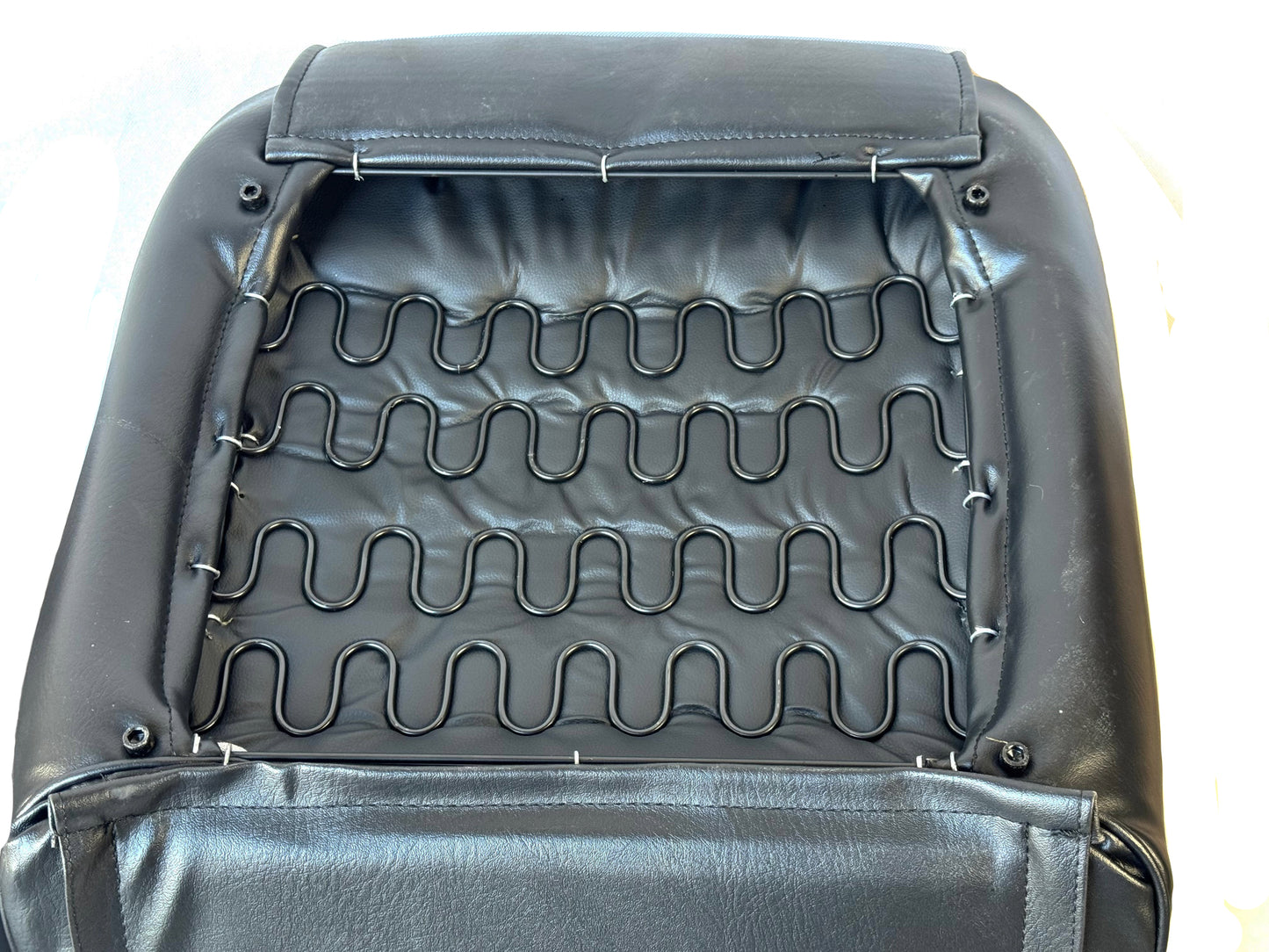 Pair BB1 Clubsport Classic Bucket Seats with Headrests + Universal Runners