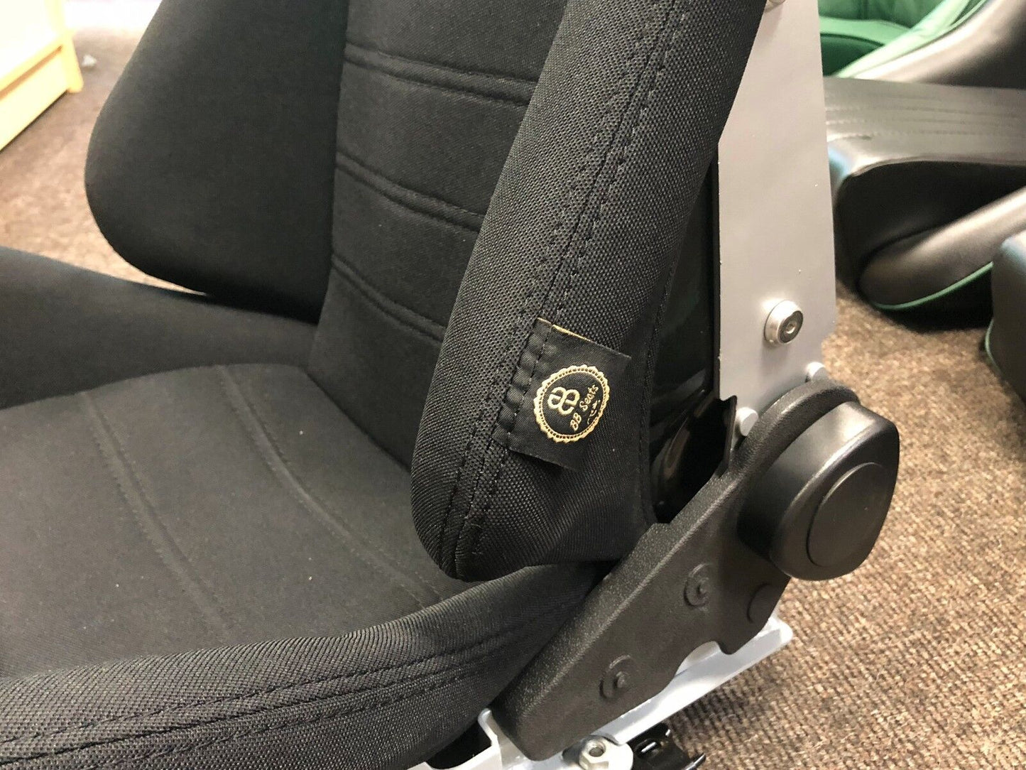 1x JDM Style BB7 Fibreglass Fabric Reclining Bucket Sports Seat + Runners